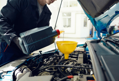 How Do I Know When My Car Needs an Oil Change? A Guide from Auto Mechanics in Hamilton, OH